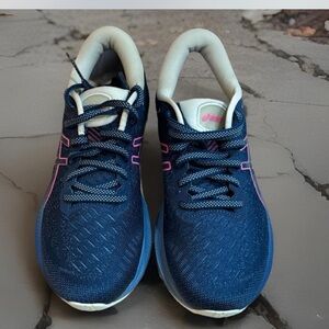 ASICS GEL RUNNING SNEAKERS size 7.5 (7 1/2)